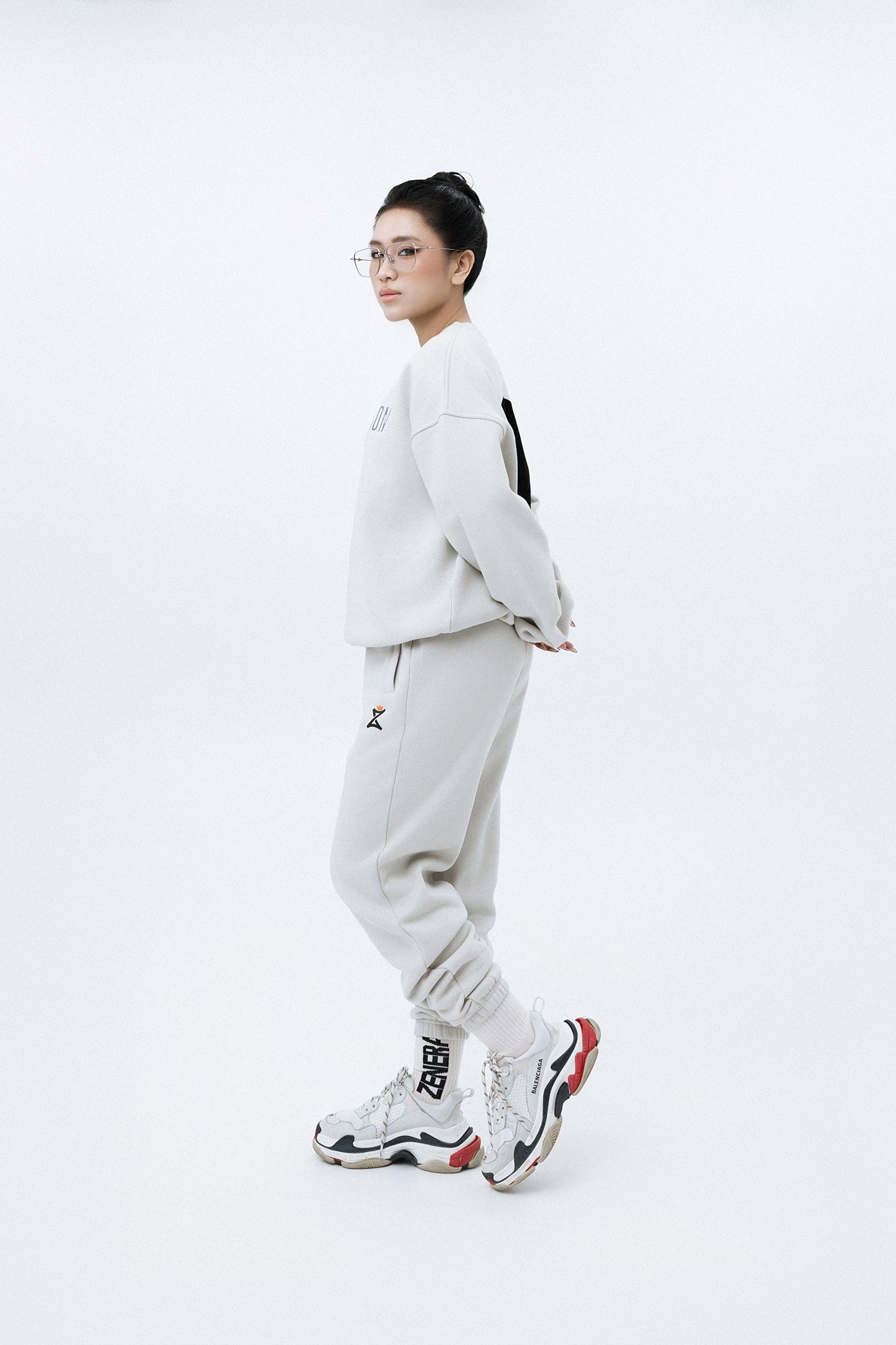 "Z-Crown" Fleece Sweatpants - Vanilla Blast