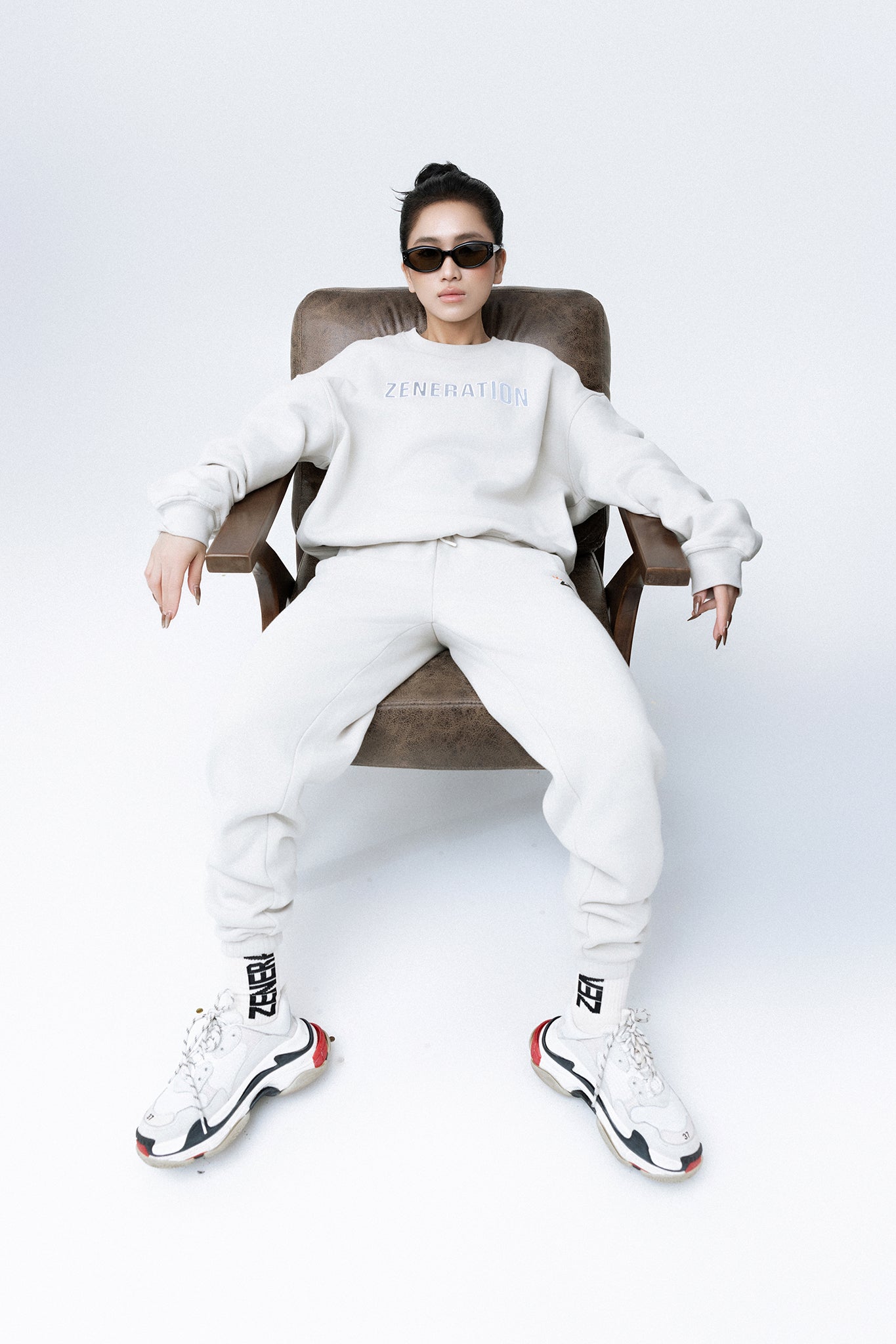 "Z-Crown" Fleece Sweatpants - Vanilla Blast